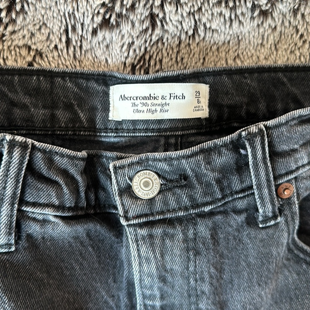 Abercrombie and Fitch Jeans - The 90’s Straight Ultra High Rise (size 29 / 8 R) - Picture 3 of 5